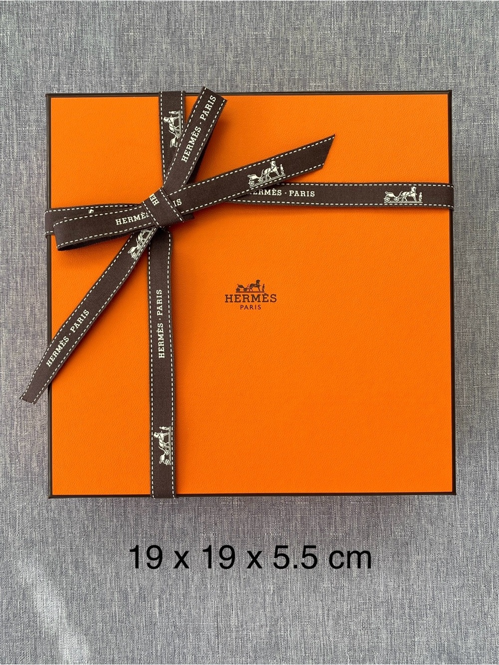 NWOT Authentic Hermès | Orange Gift Box With Ribbon Tissue | Gift Decoration